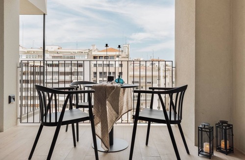 La Nova Esquerra de l'Eixample Apartment | Hermo - 3 bedrooms and pool in Eixample Esquerra