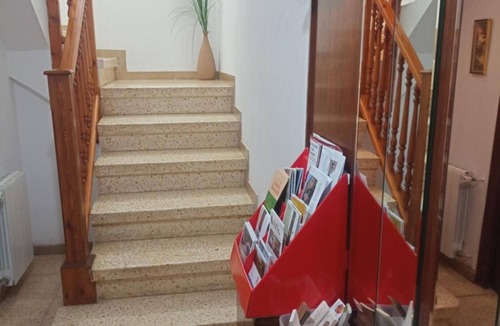Cornudella de Montsant House | Holiday Home 'Ca La Cris' with Balcony and Wi-Fi
