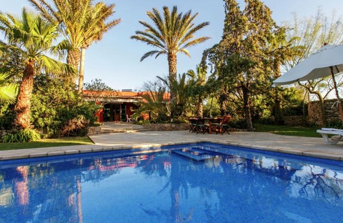 Sant Josep de sa Talaia House | Holiday Home in St Josep de sa Talaia with Pool