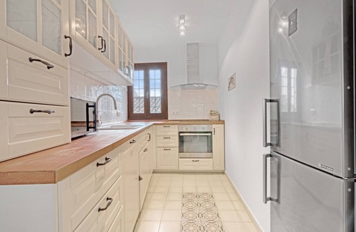 Altea House | Holiday Home 'Ca Xotxim' with Private Terrace and Air Conditioning