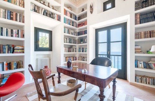 Port d'Andraitx House | Holiday Home 'Fabulous Views At Cala Llamp' with Sea View, Wi-Fi and Air Conditioning