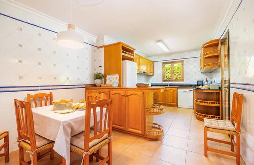 Puerto de Pollensa House | Holiday Home 'Villa Cal Peso' with Mountain View, Wi-Fi and Air Conditioning
