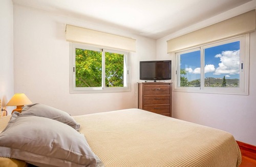 Can Ramon House | Holiday house Roca Llisa for 1 - 6 persons with 3 bedrooms - Holiday home