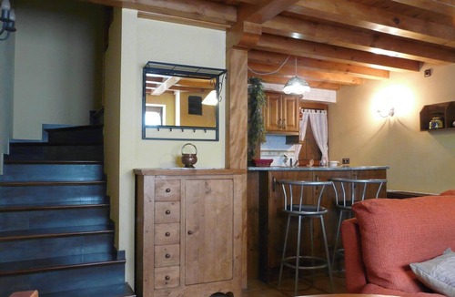 Vielha Ski Chalet | Homerez - Charming Chalet in Viella with Mountain View