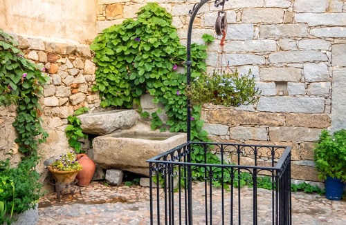 Anora House | Homerez - Charming House in Añora with Garden