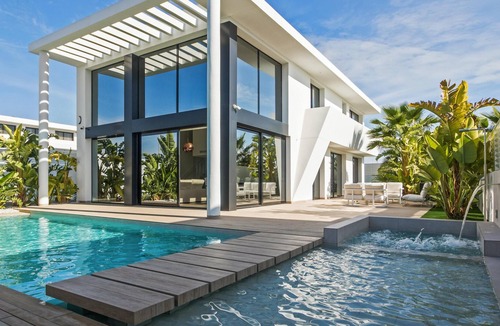 San Fulgencio Villa | Homerez - Spacious villa 6 km away from the beach for 6 ppl. with swimming-pool