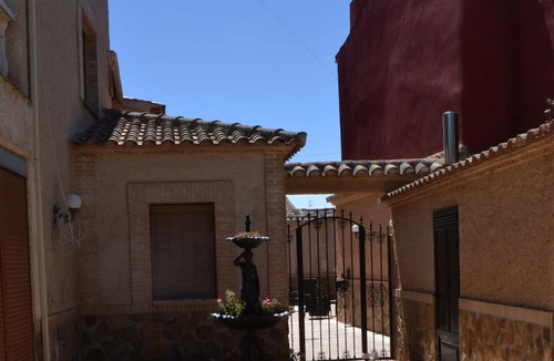 Fernan Caballero Villa | Homerez - Villa in Fernán Caballero