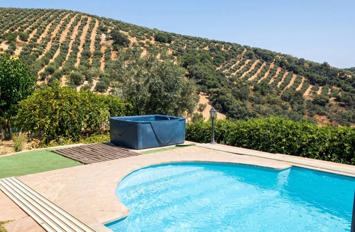 Serval Villa | Homerez - Villa in Granada