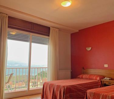 Cangas House | Hostal Las Vegas