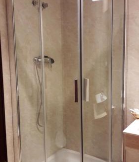Herrera del Duque Hotel | Hostal Restaurante Pacos