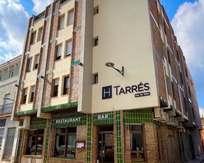Angles House | Hostal Tarrés