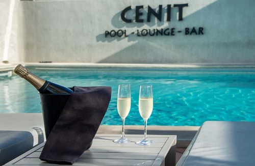 Ibiza City Centre Apartment | Hotel Cenit & Apts Sol y Viento