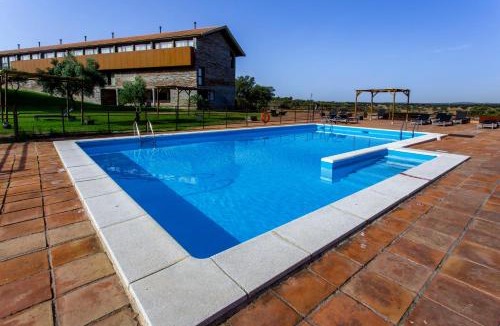 Torrejon El Rubio Hotel | Hotel Parque de Monfragüe