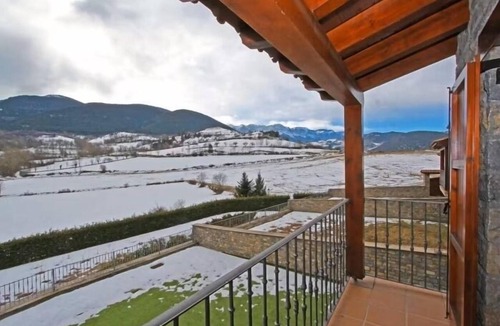 Montella House | House 4 rooms 10 Pax, Fireplace, BBQ & Cadí Views