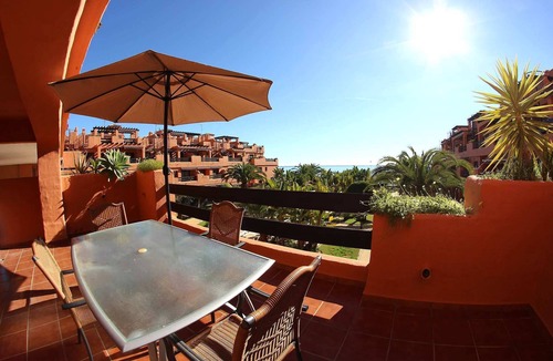 New Golden Mile Apartment | Ideal and front line beach location