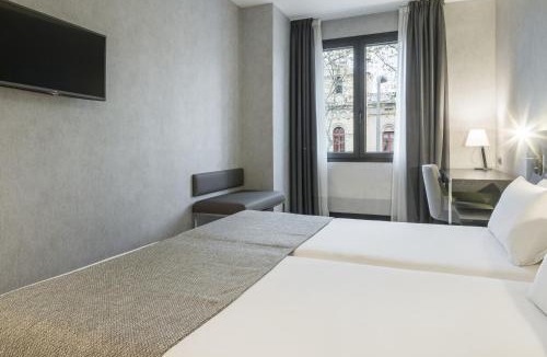 El Baix Guinardo Hotel | Ilunion Bel-Art