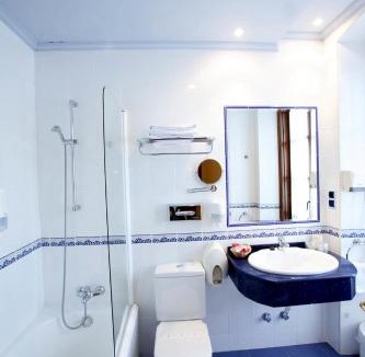 El Puente Hotel | Imperion