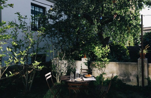 Santiago de Compostela Historic Centre Apartment | Inferniño Apartments. The shed