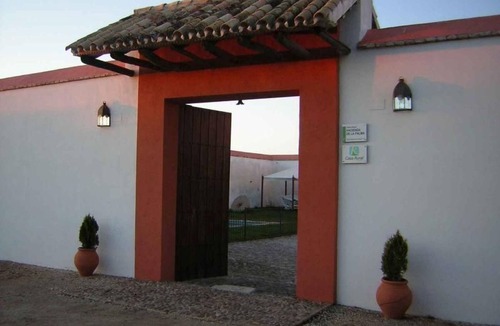 Ecija House | Ländliches Haus "El Pozo" mit Terrasse by Interhome