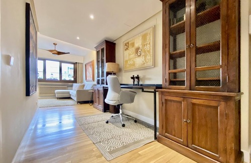 Castillejos Apartment | La Casa de La Infanta - 3-Bedroom Apartment