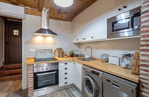 Pedro Bernardo House | La Casita Del Portal — Sierra de Gredos Retreat with Mountain Views