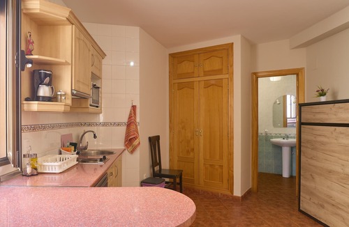 Zuheros Apartment | La Cruz-Zuheros Studio: Cozy Retreat in One of Andalusia’s Most Beautiful Villages