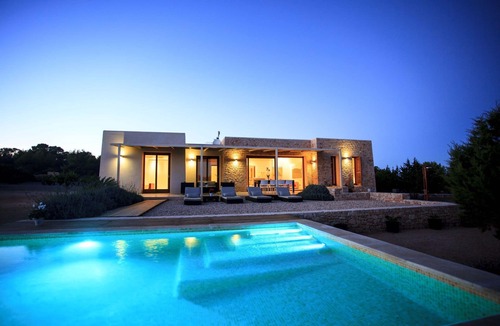 Formentera Ski Chalet | Lavanda en Can Corda, Chalet 4 Dormitorios 4 Baños con piscina en Cap de Barbaria Formentera