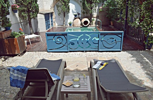 Consuegra Apartment | La Falleba Room, Rural Hotel in Consuegra, Toledo
