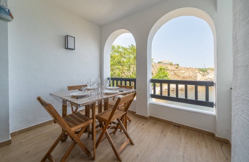 L'Escala Apartment | Laia: Apartment overlooking the sea, 50m from the beach