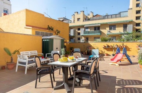 Navas Apartment | Lets Holidays BIG TERRACE APARTMENT IN BARCELONA