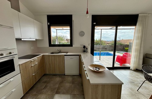 Torroella de Montgri House | Lichtdurchflutete Ferienvilla mit Pool by Interhome