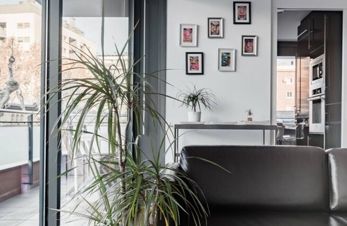 L'Hospitalet de Llobregat Apartment | Light-Filled New Apartment next to Fira Barcelona.