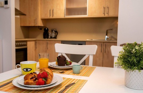 Malgrat de Mar Apartment | Lovely apartment for 3 guests with A/C, WIFI, TV and balcony