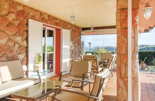 Condres House | Lovely home in Antromero