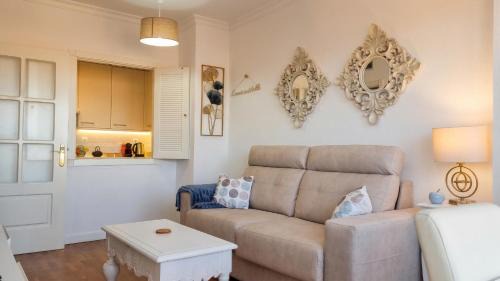 Rejas Apartment | Madrid Suite, Airport, IFEMA, Pool