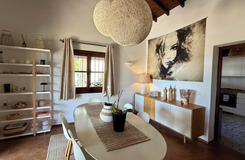Marbella Villa | Marbella, Villa 4 bedrooms, 3 bathrooms, garden and private pool
