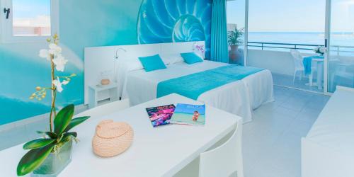 Sant Antoni de Portmany Apartment | Marina Playa Hotel Apartments by Typic Hotels - Adults Only