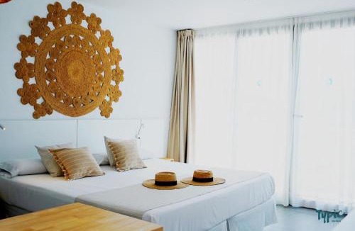 Sant Antoni de Portmany Apartment | Marina Playa Hotel Apartments by Typic Hotels - Adults Only