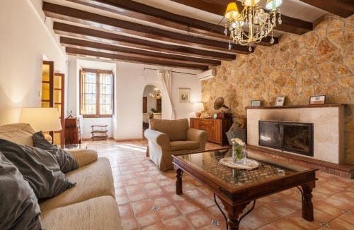 Can Trabal House | Masía Can Trabal