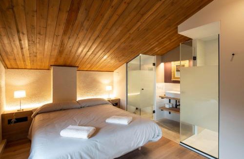 Castellar del Riu House | Masía El Pinatell