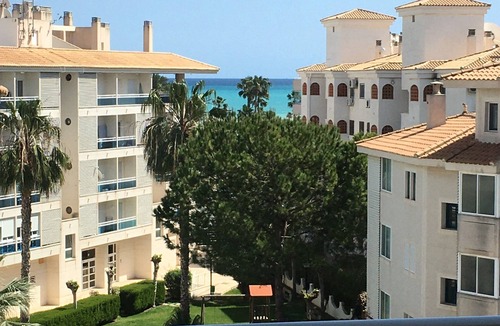 L'Alfas del Pi Apartment | Modern apartment with sea views, 200 meters from the beach d' Albir.