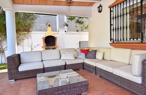 Poblado de Sancti Petri Villa | Modern Villa with pool 200m far from the beach