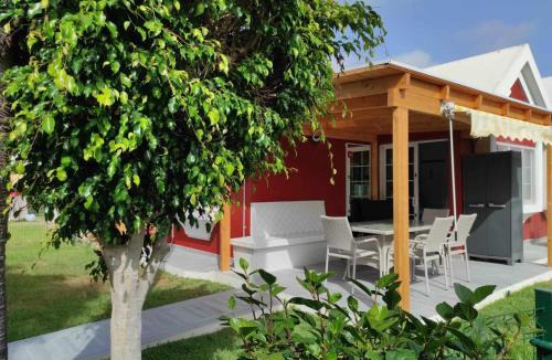 Maspalomas Ski Chalet | Modern Garden Chalet 3 BR by Canarias prime homes