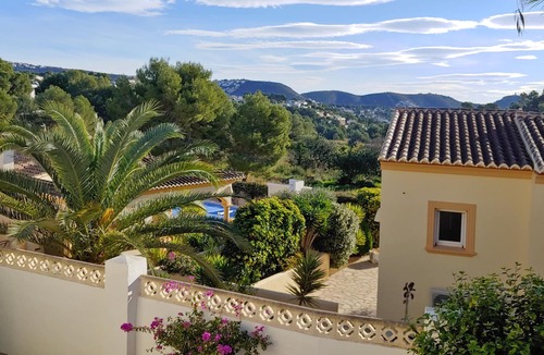 Benimeit Villa | Modern, spacious villa in enclosed and secluded garden and private pool