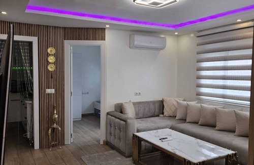 Terrassa Apartment | Modern Whole Lodging, Barcelona Terrassa