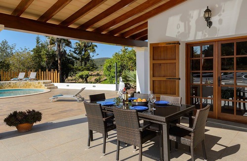 Santa Gertrudis Villa | My Rental Homes -Villa Wheel with private pool and garden