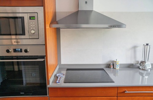 Sant Antoni de Vilamajor Ski Chalet | Near Barcelona and 3 Natural Parks, House, swimming pool, barbecue and garden.