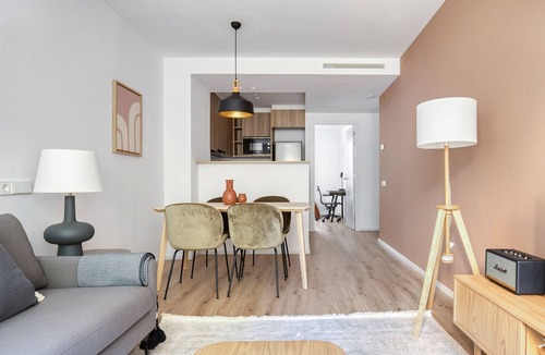 la Vila de Gracia Apartment | New Build Vila de Gràcia 2BR w/Pool & Roof, by Blueground