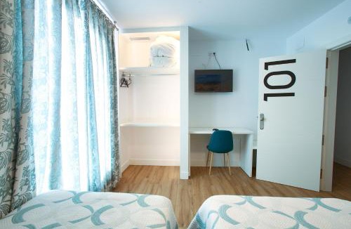 Carboneras de Guadazaon House | New Hostal Cabañas