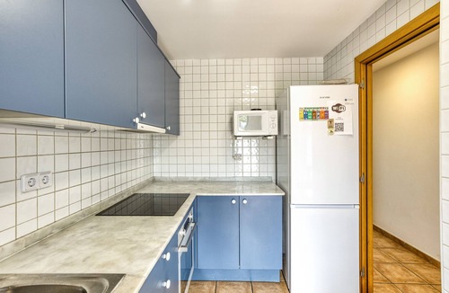 Mas Pinell Apartment | Oasis Premium Costa Brava – Apartment with Garden, Pool, and Beach 50 m Away